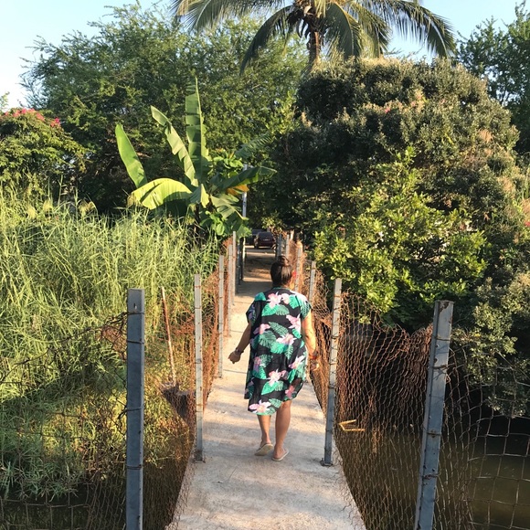 Meet your Posher, Eva - Picture 3 of 3